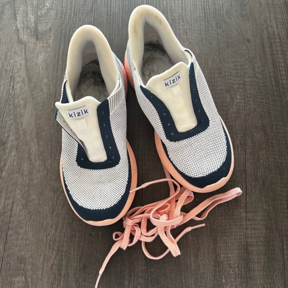 Kizik Athens Bahama White Pink Blue Slip-On Hands Free Athletic Sneakers Sz 7